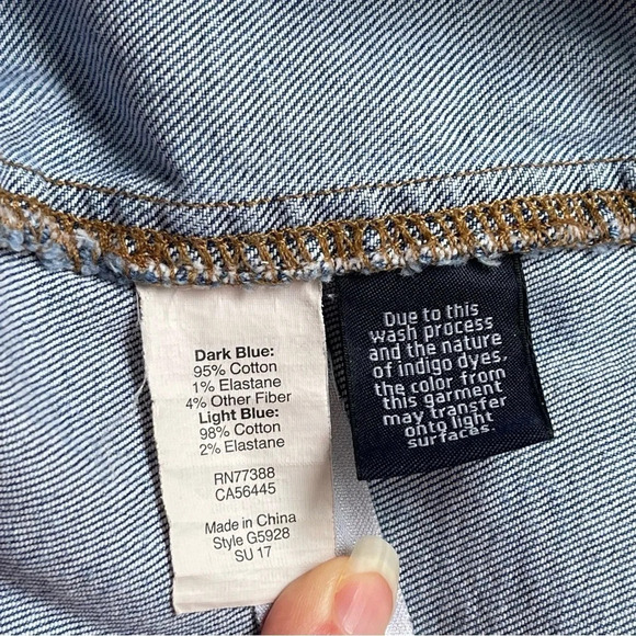 Madewell Skirts A-Line Rigid Denim Mini Skirt distressed hem blue size 26 - Picture 6 of 8